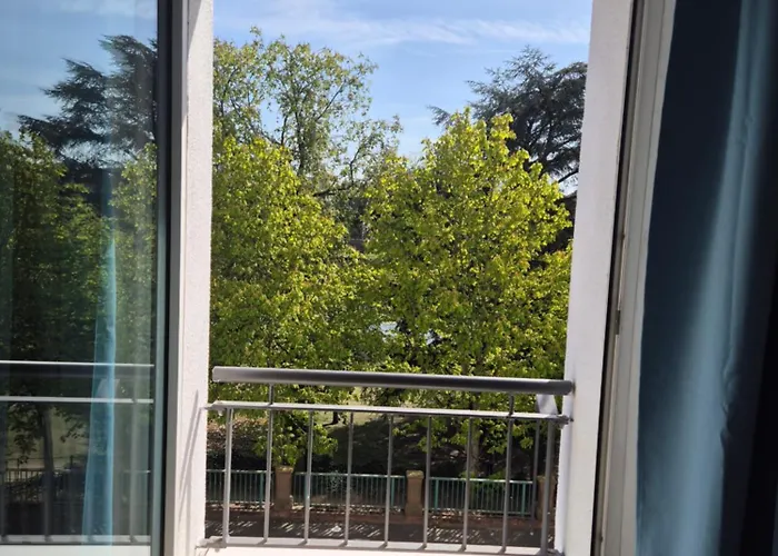 Πανσιόν Relax Center 3*