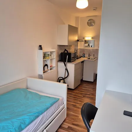 Relax Center Guest house Frankfurt am Main